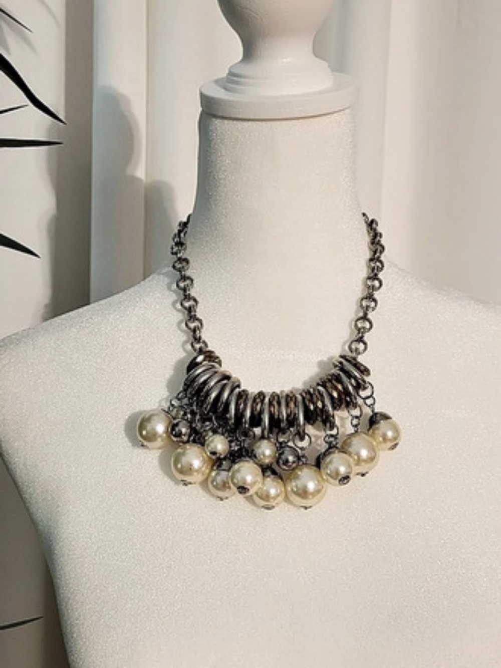Statement Pearl Pendant Necklace